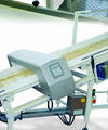 Power conveyor for fresh dough